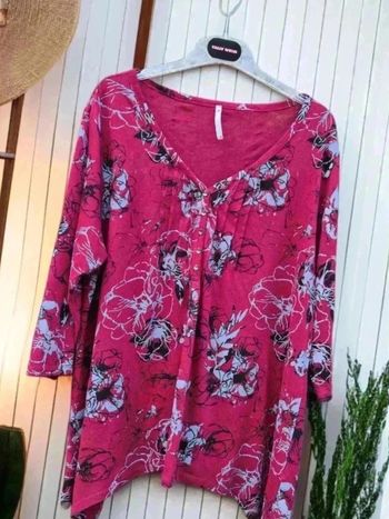 Tunique bordeau 🌹 52 🌹 blanche porte
