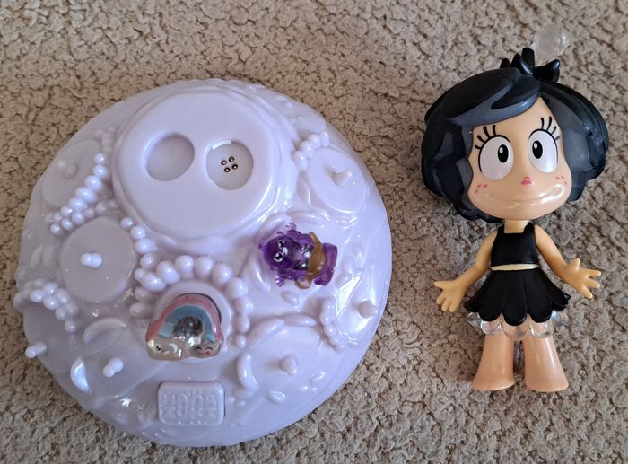 🪆 Figurine lumineuse Hanazuki - Hasbro 2016 - photo numéro 2