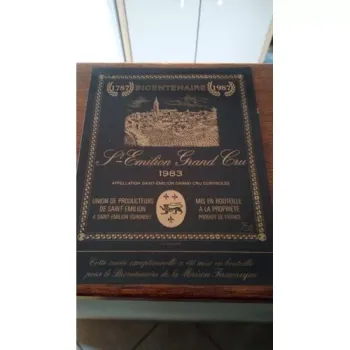 étiquette de Vin saint Émilion grand cru cuvée du bicentenaire 1983 neuve -