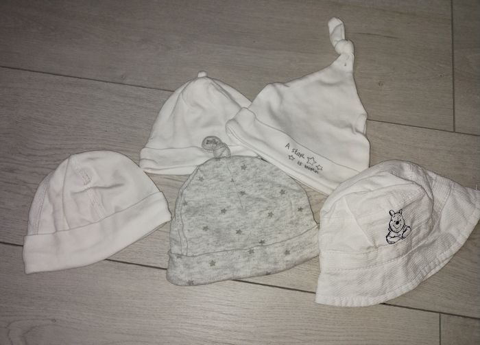 Lot gilets et bonnets - photo numéro 5
