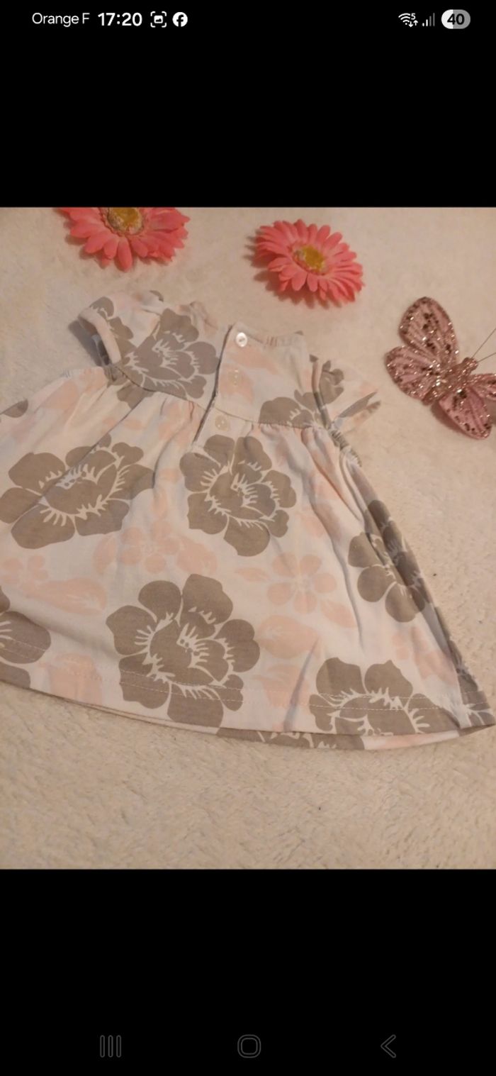 Robe bébé taille 1 mois - photo numéro 4