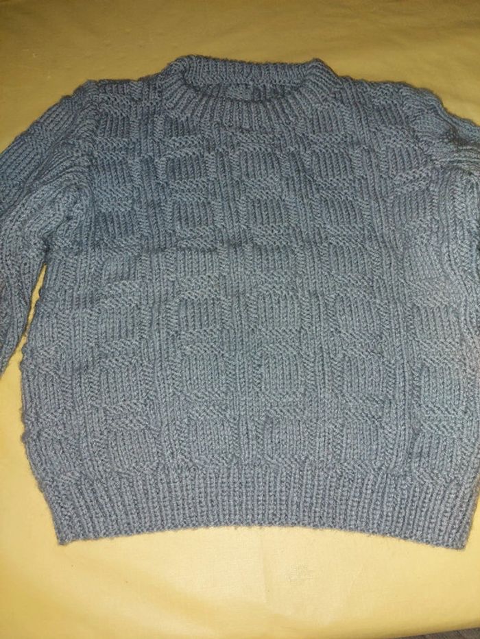 Pull tricoté - photo numéro 2