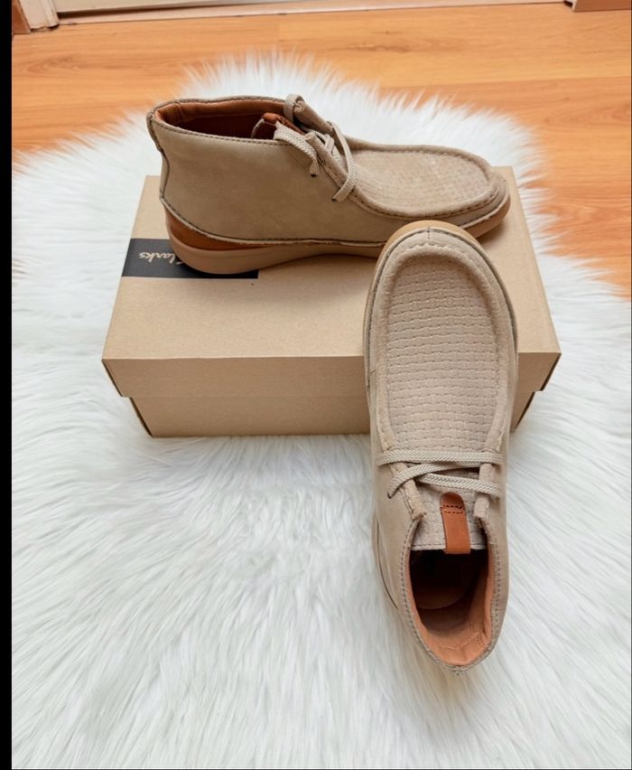 Chaussures Clarks Oakland Mid – Taille 39,5 – Cuir beige – Neuves avec boîte - photo numéro 7