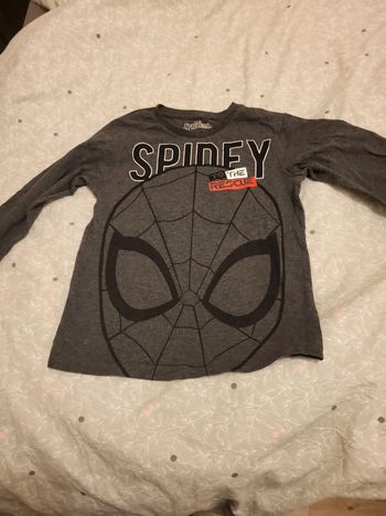 T-shirt ML 7-8 ans