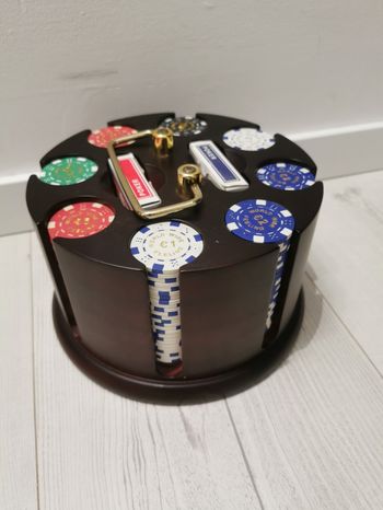 Carrousel poker