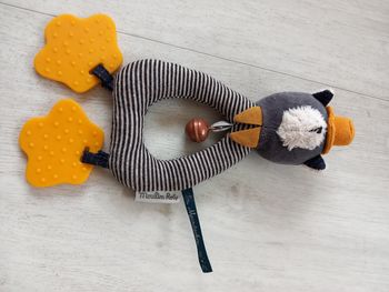 Moulin Roty

Anneau-hochet chat gris Alphonse Les Moustaches Moulin Roty