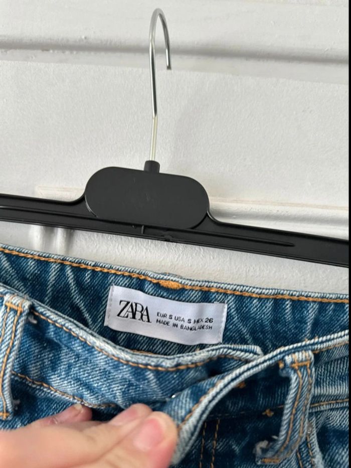Jupe courte en jean taille haute trouée bleu taille S ZARA - photo numéro 6