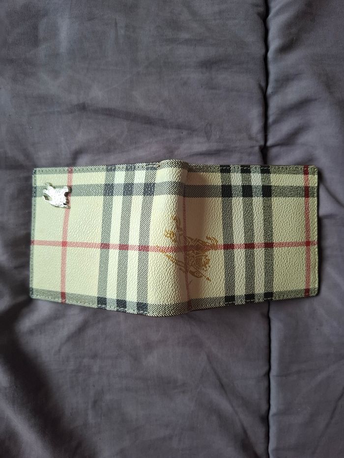 Portefeuille burberry - photo numéro 4