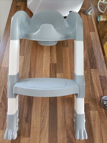 Réducteur wc toilette escalier blanc et gris