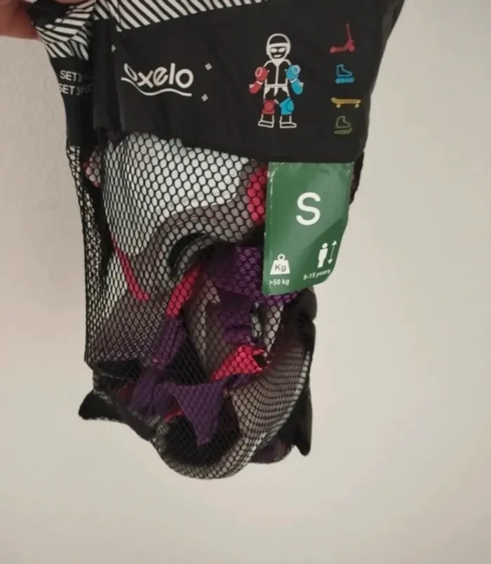 Rollers enfants Oxelo + protections + housse – parfait état ! - photo numéro 5