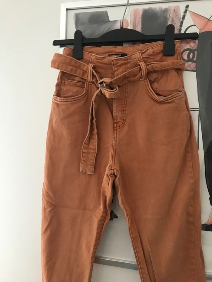 Jean carotte taille haute Bershka 36 - photo numéro 3