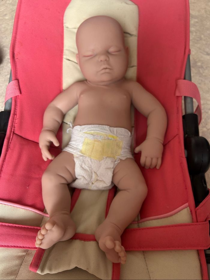 Bébé reborn silicone - photo numéro 7
