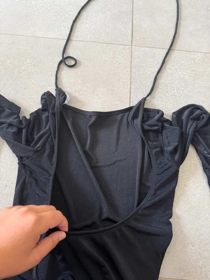 Robe noire Bershka, taille S, très bon état - photo numéro 5