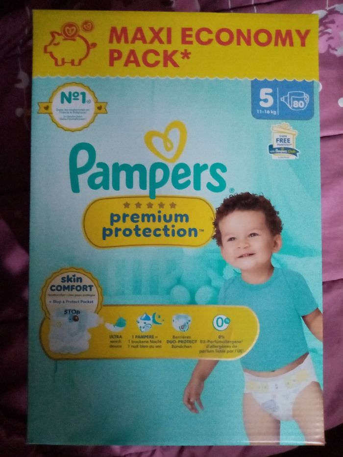 Lot 80 couches pampers premium protection taille 5