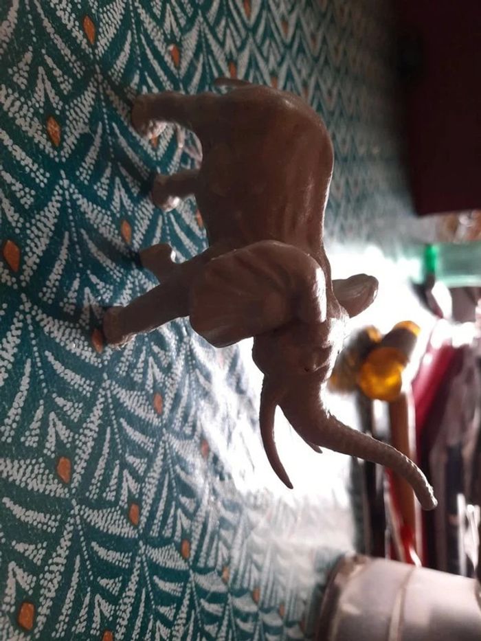 Figurine elephant timpo made in england - photo numéro 2