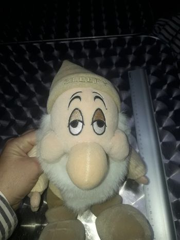 Blanche neige et les 7 nains peluche