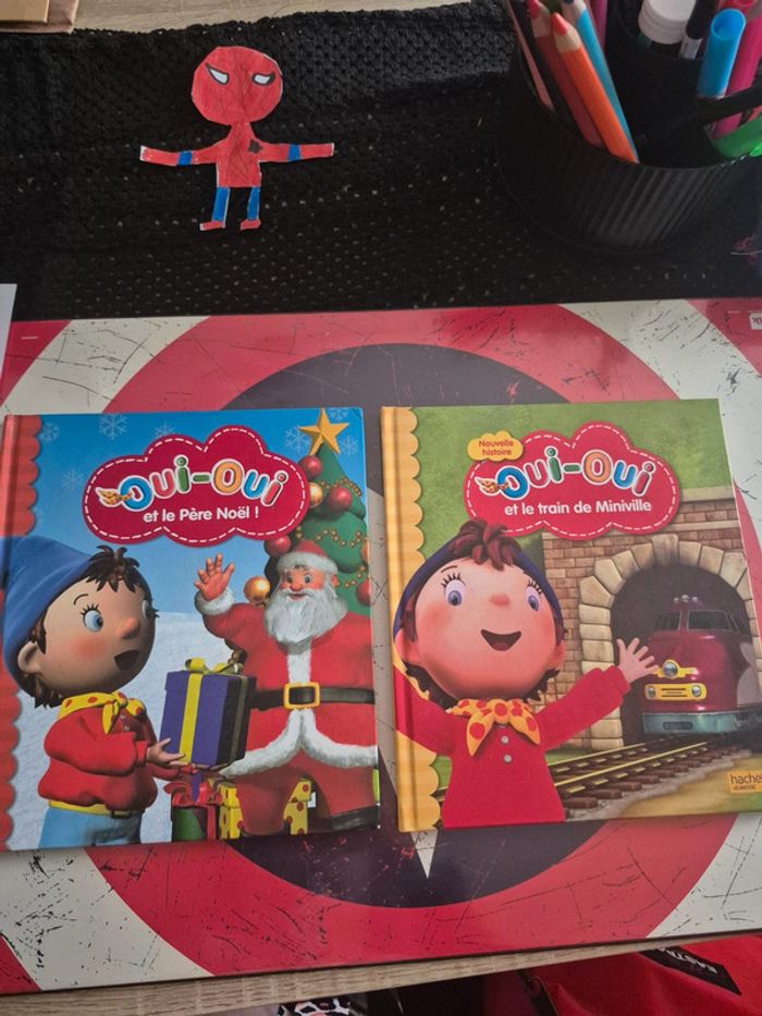 Lot 2 livres Oui Oui