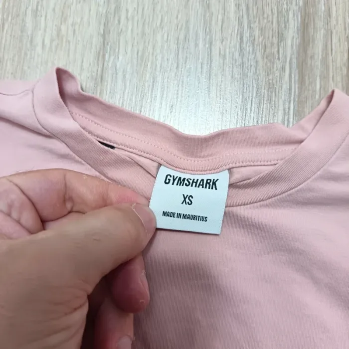 Teeshirt gymshark femme rose XS crop top - photo numéro 3