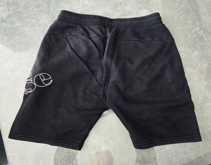Short Ellesse taille S