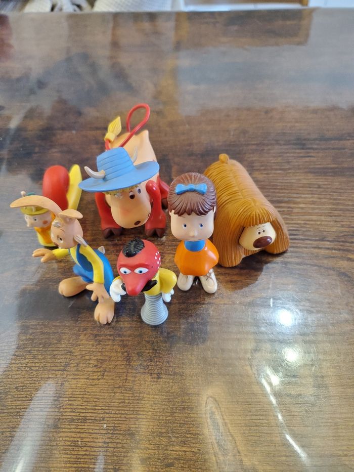 Figurines du manège enchanté