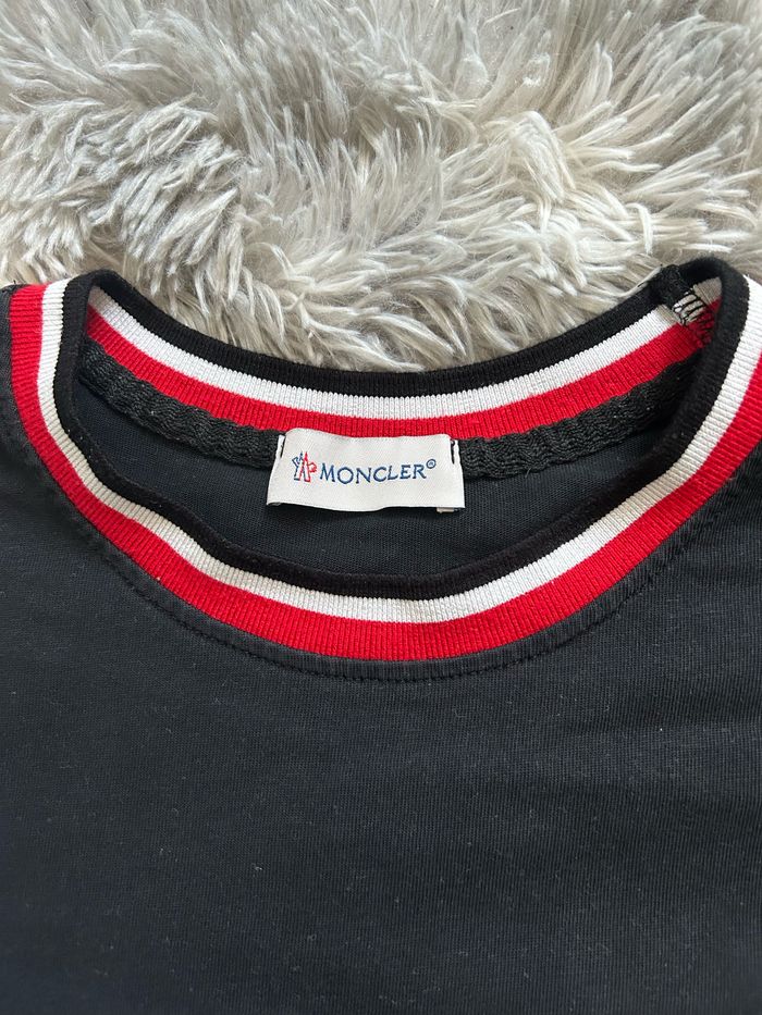 Polo moncler noir Taille S - photo numéro 3