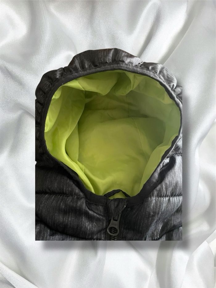 Manteau garçon noir et vert 6 12 mois - photo numéro 2