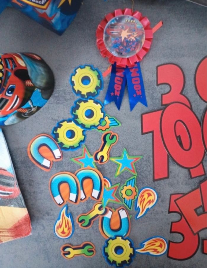 Décoration anniversaire blaze et les monsters machine - photo numéro 5