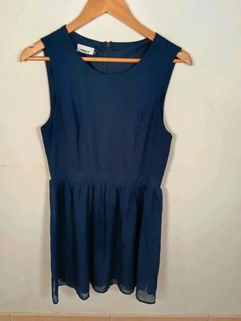 C31 robe marine Only 38