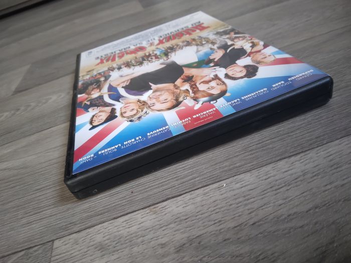 DVD astérix et obélix au service de sa majesté - photo numéro 6