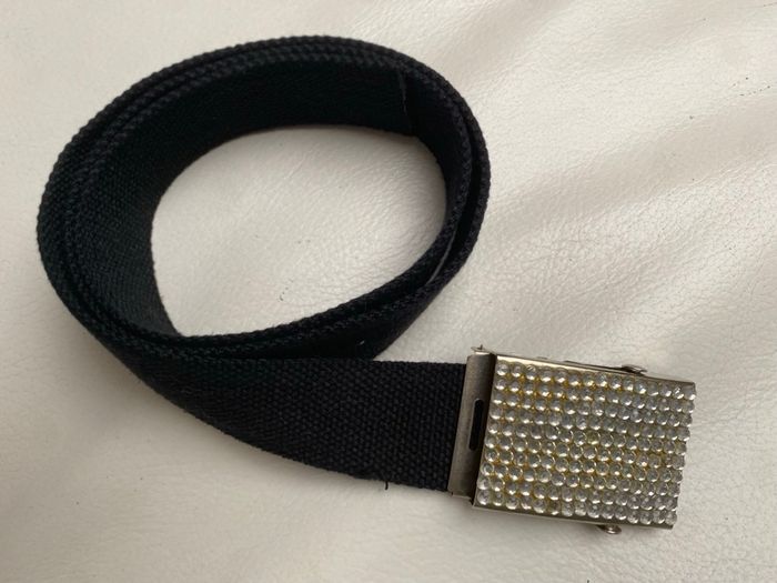 Ceinture noire plaque avec strass - photo numéro 2