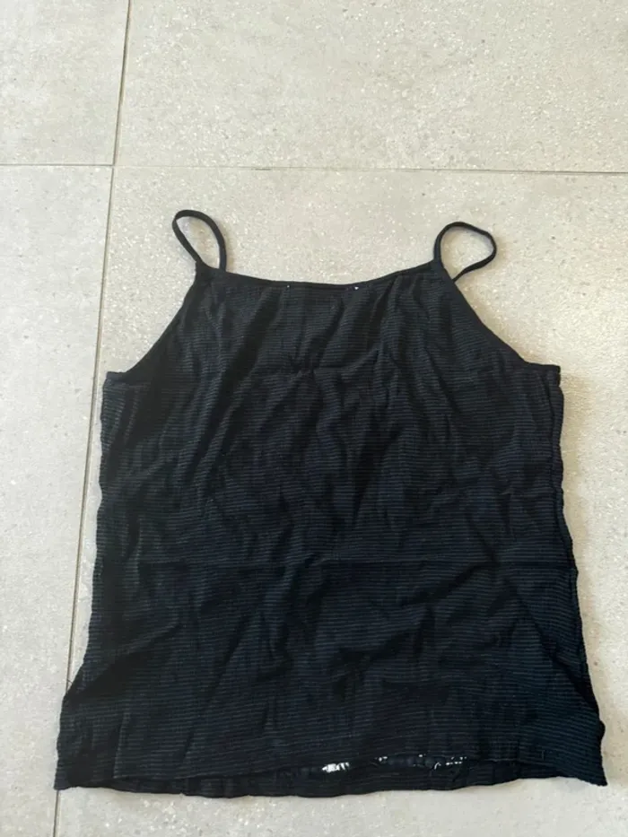 Haut noir René Derhy, taille M, très bon état - photo numéro 3