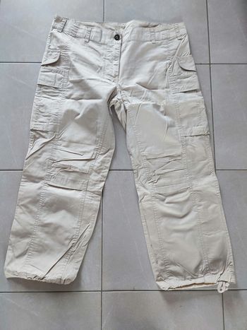 Pantacourt taille 40 très bon état 