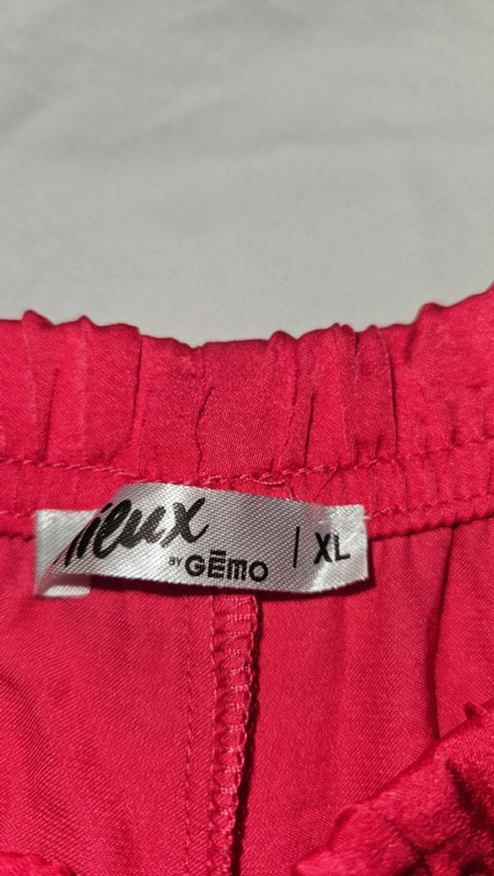Short fuchsia fluide Gemo- Taille élastique du 44 au 48 - photo numéro 3