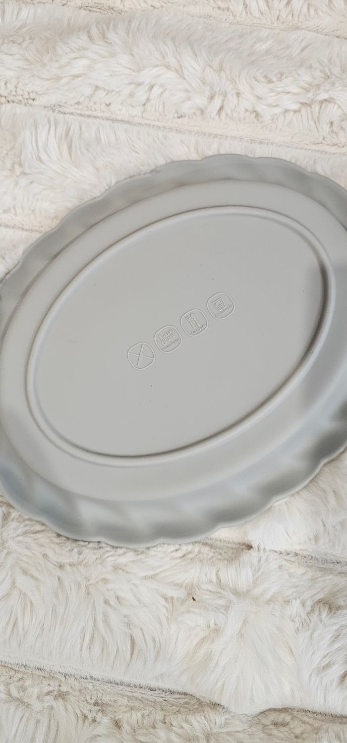 Magnifique coffret repas de Princesse gris Neuf - photo numéro 9