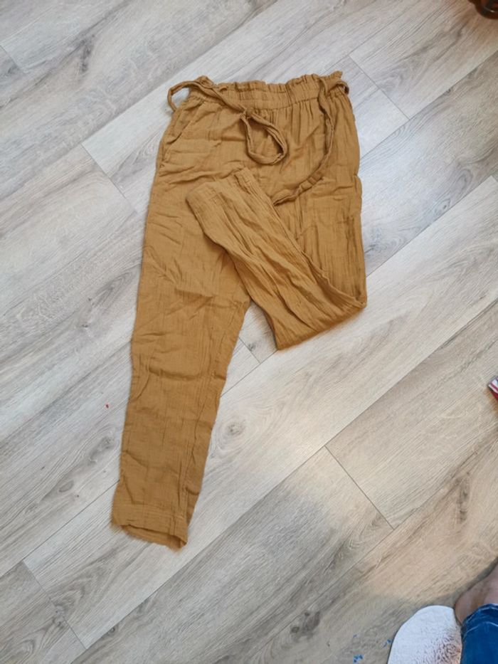 Pantalon d été léger taille 38 neuf