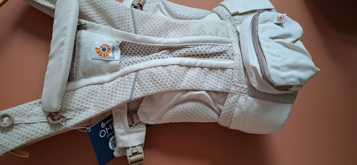 Porte-bébé ergobaby omnibreeze neuf - photo numéro 2