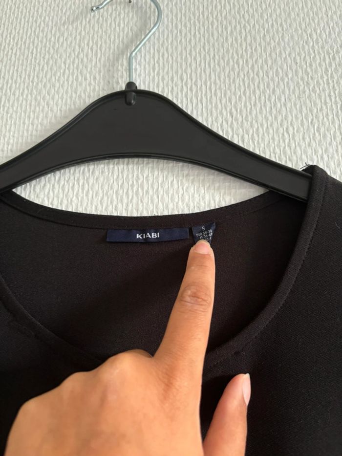 Robe noire unie - photo numéro 2
