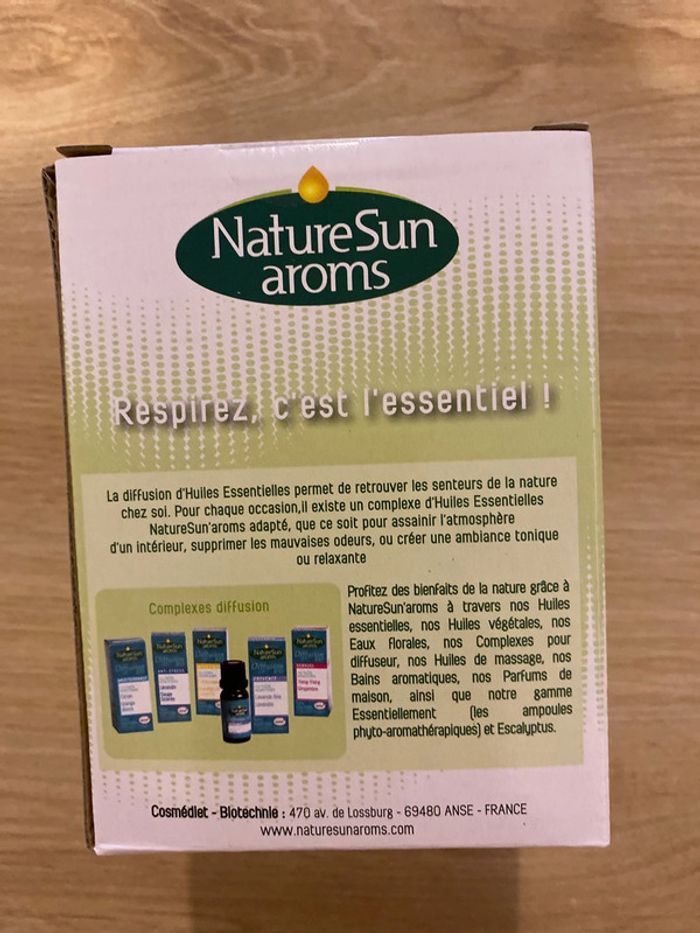 Diffuseur d’huiles essentielles ultrasoniques neuf - photo numéro 2