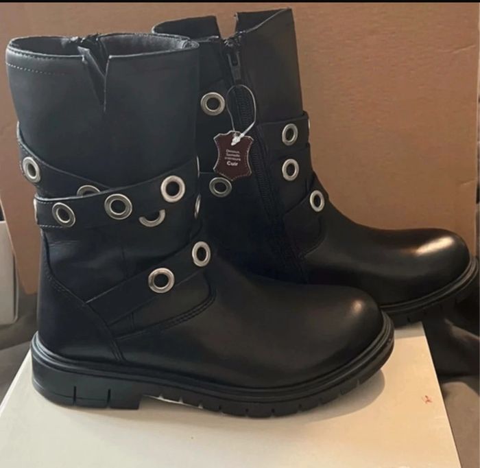 Bottines en cuir pointure 39 marque liberto noir neuves - photo numéro 3