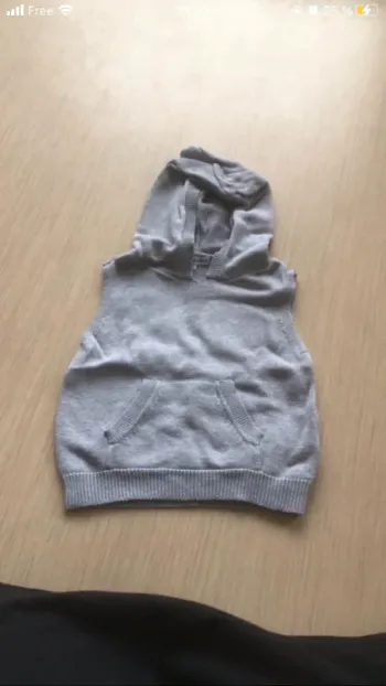Pull à capuche sans manches Vertbaudet