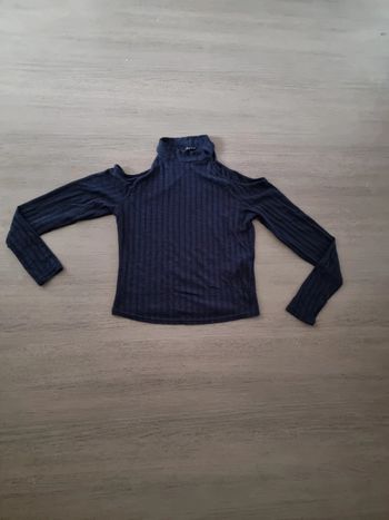 Tee shirt