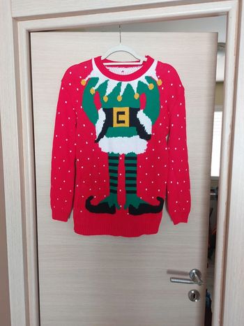 Pull moche  Noël lutin rouge