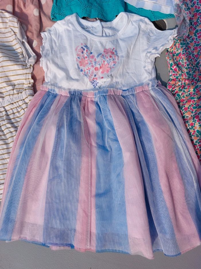 Lot 7 robes - photo numéro 2