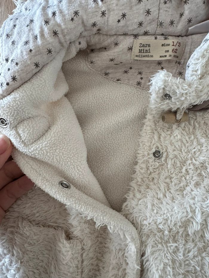 Combi pilote fourrure beige Zara 3 mois TBE - photo numéro 5