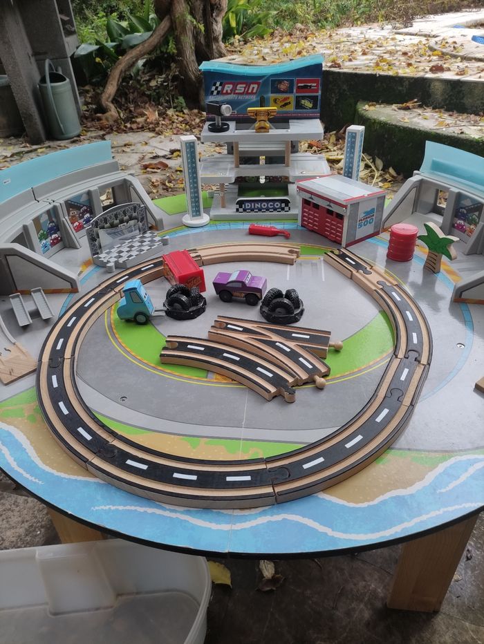 Circuit kidkraft Cars