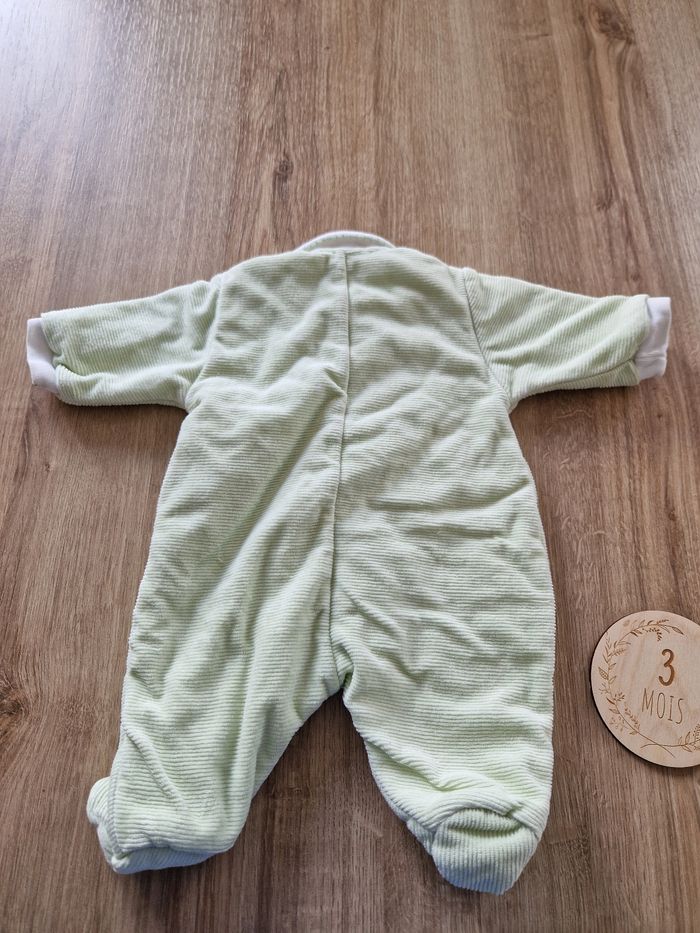 👶 Pyjama en velours côtelé vert pâle tout doux - 3 mois - photo numéro 4