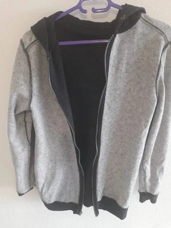 Lot jean skinny taille 34 gilet zippée capuche taille S pull capuche taille S ado - photo numéro 15