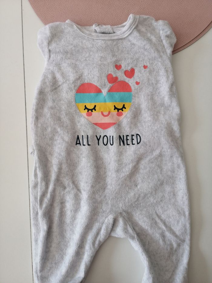 10 pyjamas et 10 bodies - photo numéro 7