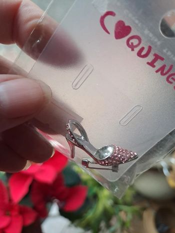 Mini broche escarpin rose