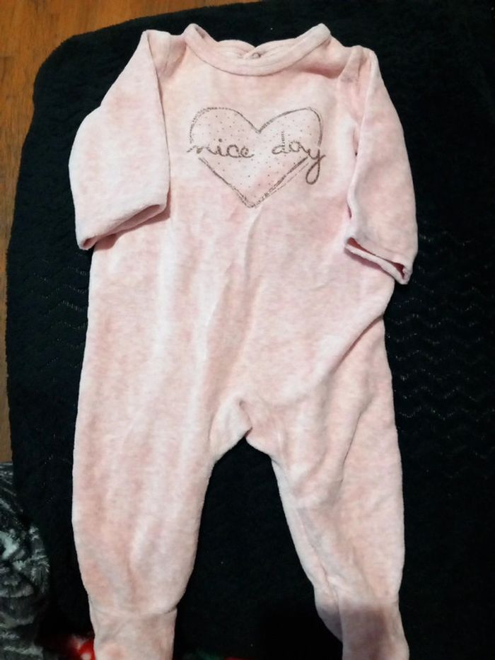 Pyjama taille 3mois 59cm tao - photo numéro 1